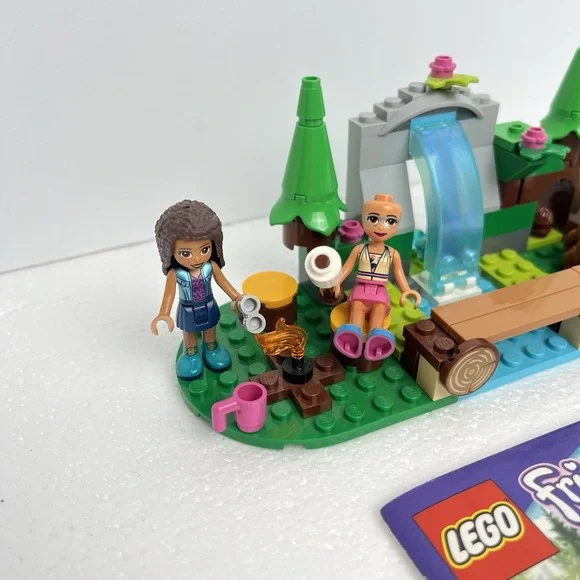 LEGO 41677 Friends Forest Waterfall Olivia Andrea Squirrel Scooter Diamond - Picture 3 of 11